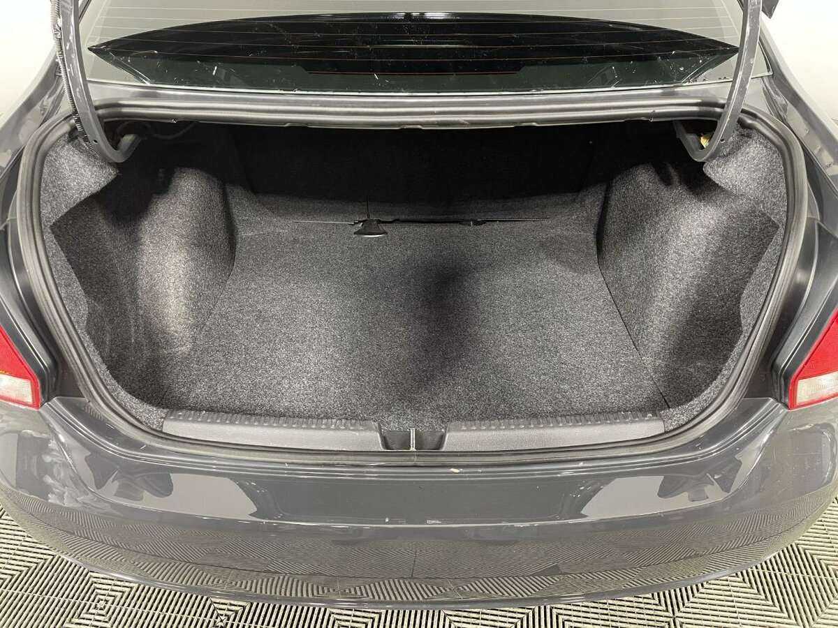 Б/У Фольксваген Поло 2013 года. Фото: #16