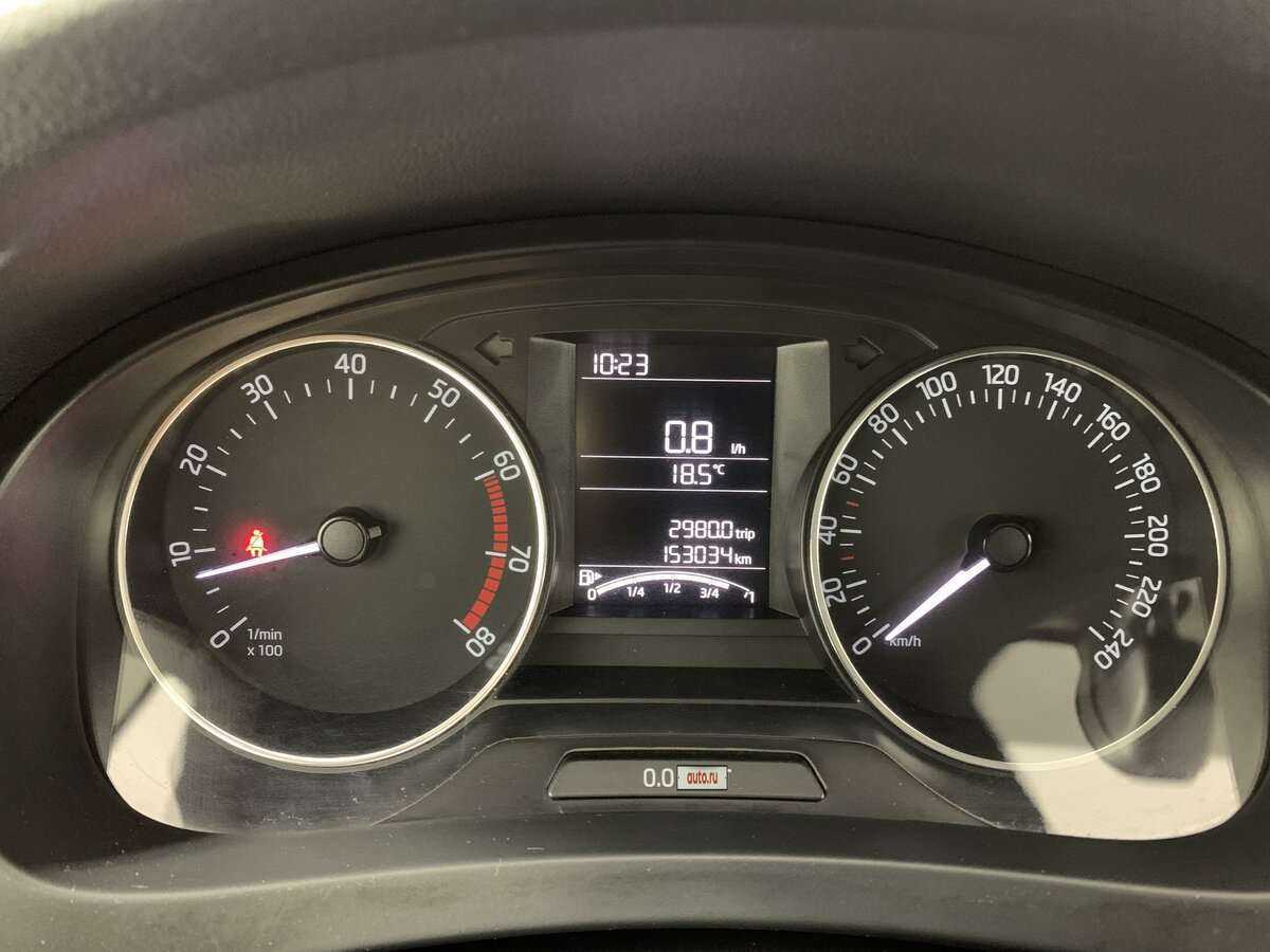 Б/У Шкода Рапид 2017 года. Фото: #8