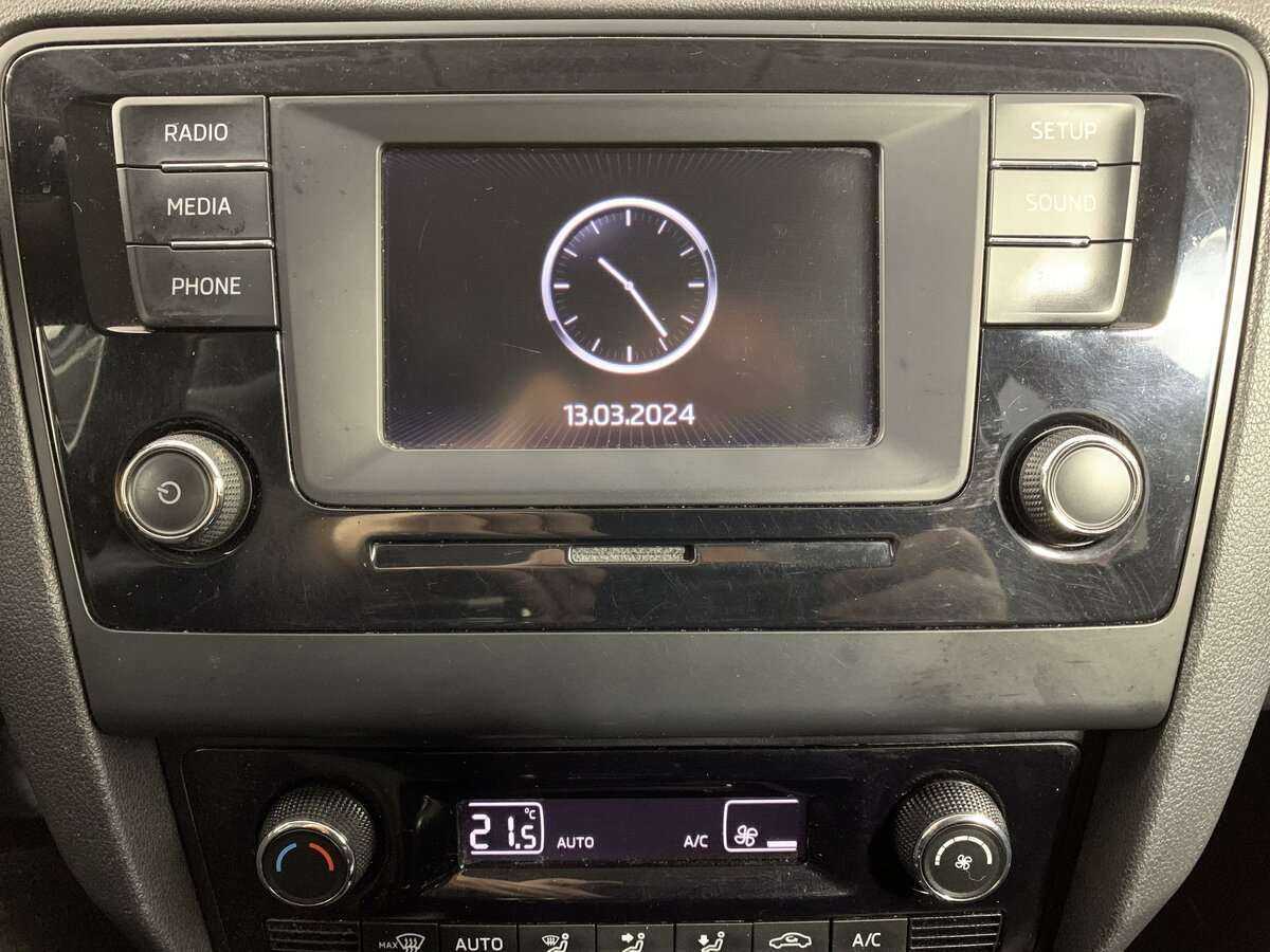 Б/У Шкода Рапид 2017 года. Фото: #10