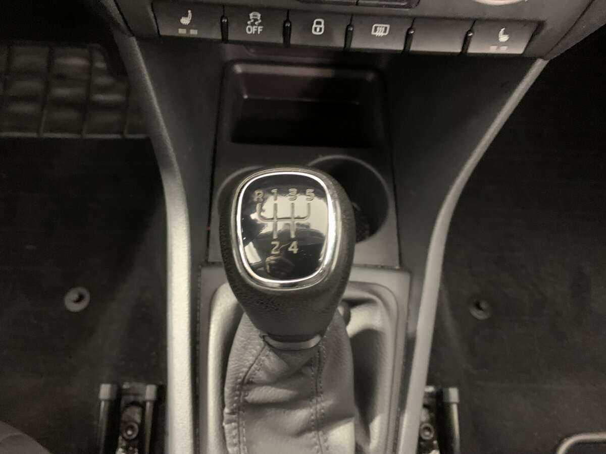 Б/У Шкода Рапид 2017 года. Фото: #23