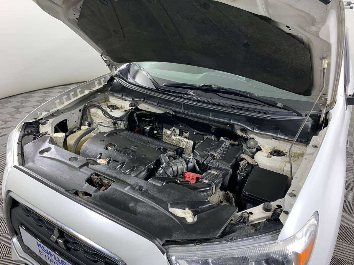 Б/У Митсубиши АС-Икс 2012 года. Фото: #10