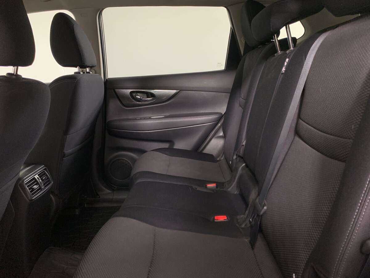 Б/У Ниссан Икс-Трейл 2018 года. Фото: #15