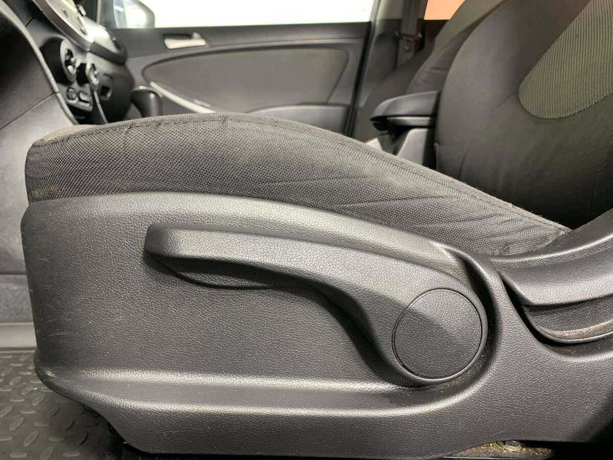 Б/У Хендай Солярис 2013 года. Фото: #13