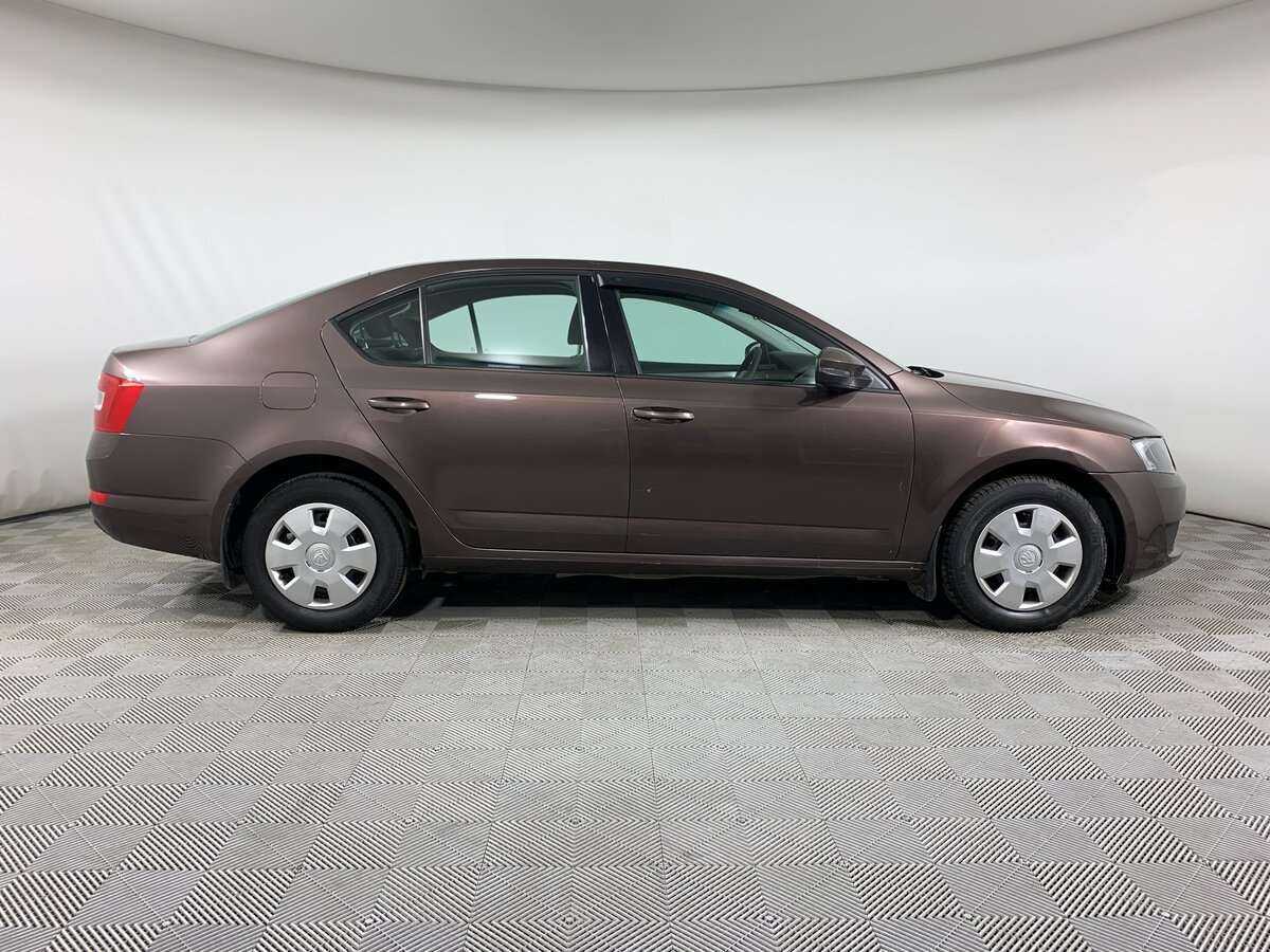 Б/У Шкода Октавия 2014 года. Фото: #3