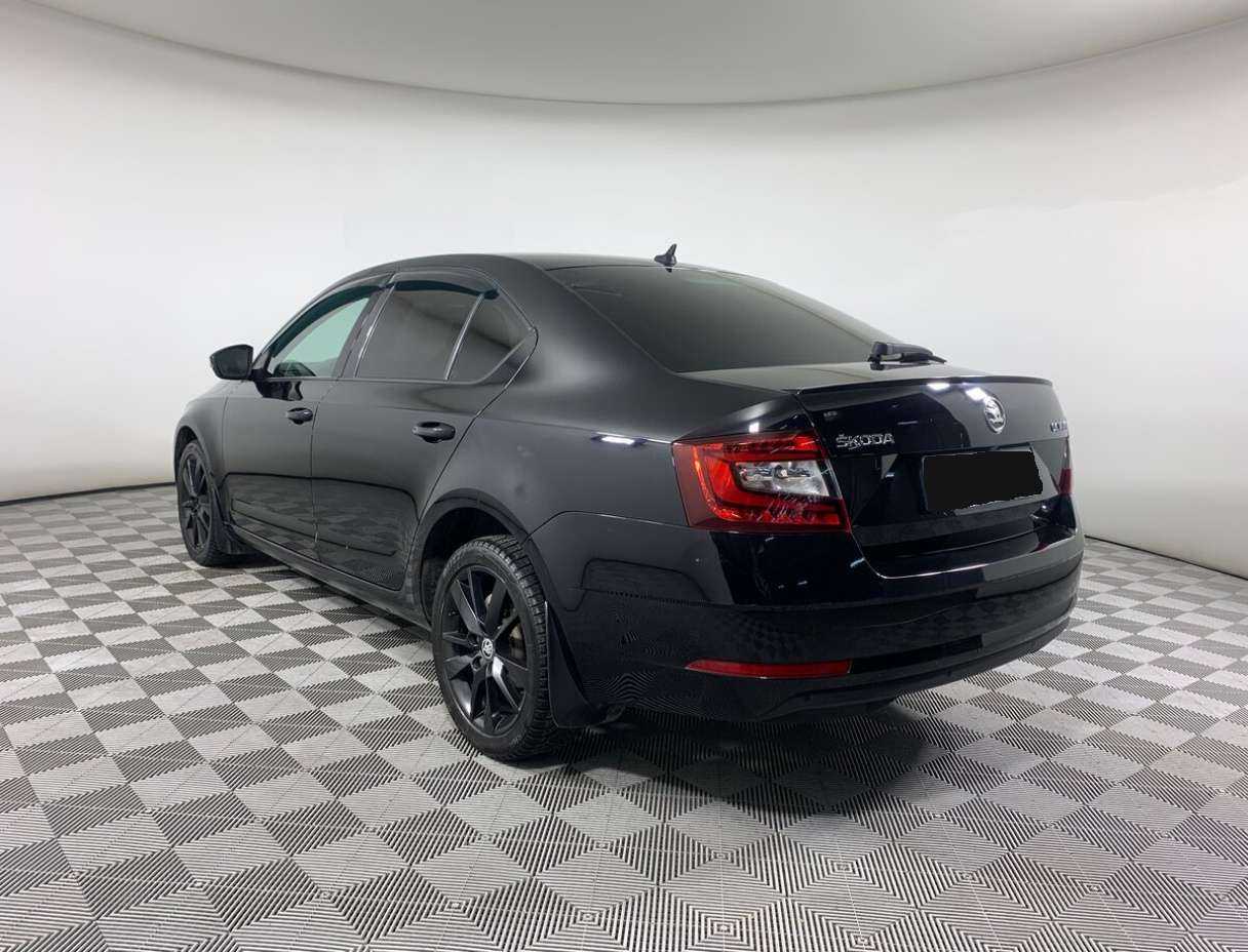 Б/У Шкода Октавия 2018 года. Фото: #6