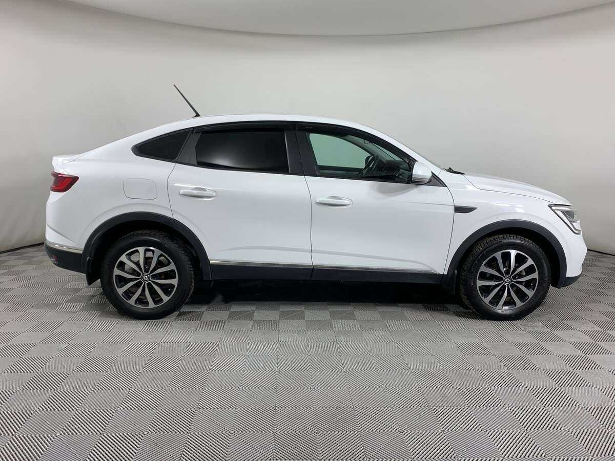 Б/У Рено Аркана 2021 года. Фото: #3