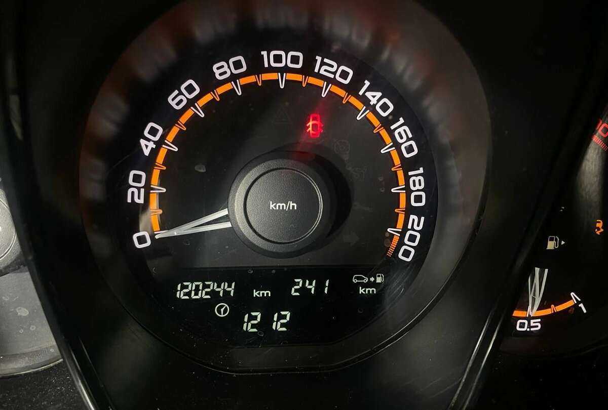 Б/У Лада (ВАЗ) Веста 2020 года. Фото: #8