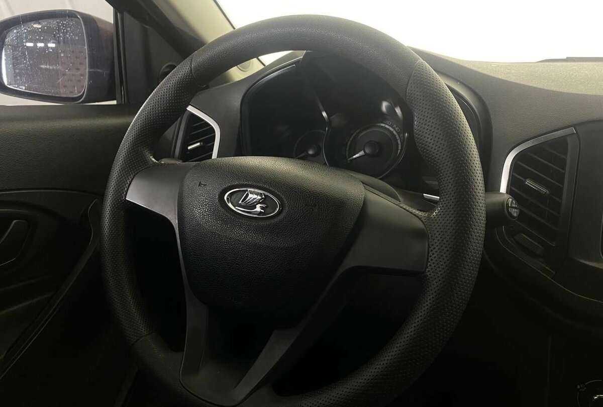 Б/У Лада (ВАЗ) ИКСРЭЙ 2018 года. Фото: #8