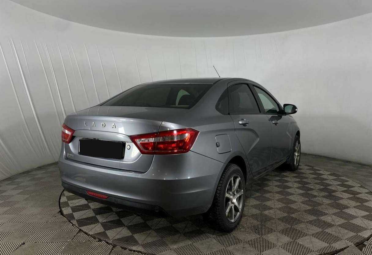 Б/У Лада (ВАЗ) Веста 2017 года. Фото: #4