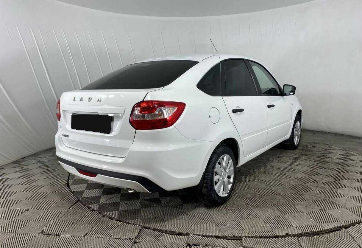 Б/У Лада (ВАЗ) Гранта 2019 года. Фото: #4