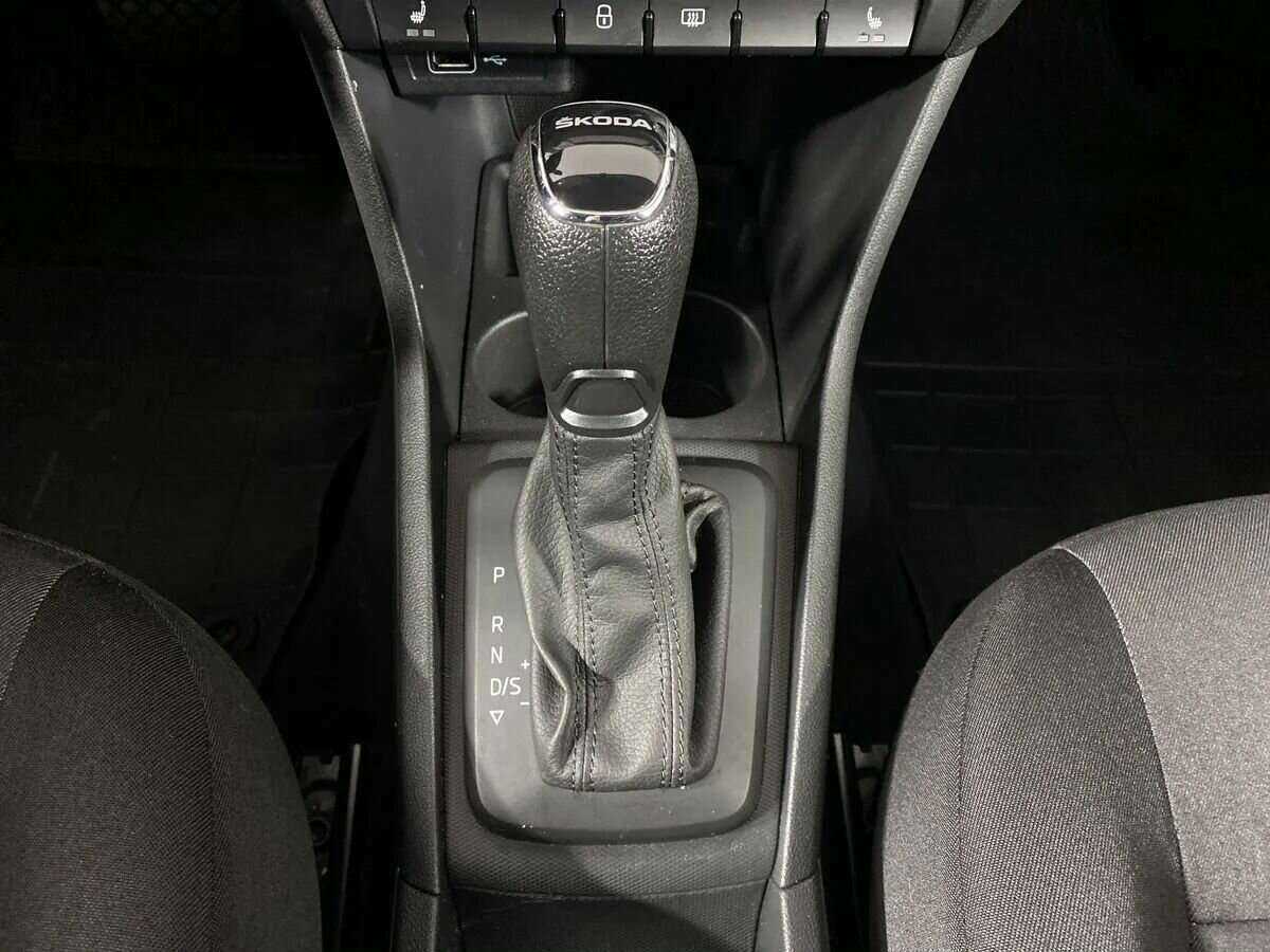 Б/У Шкода Рапид 2018 года. Фото: #14