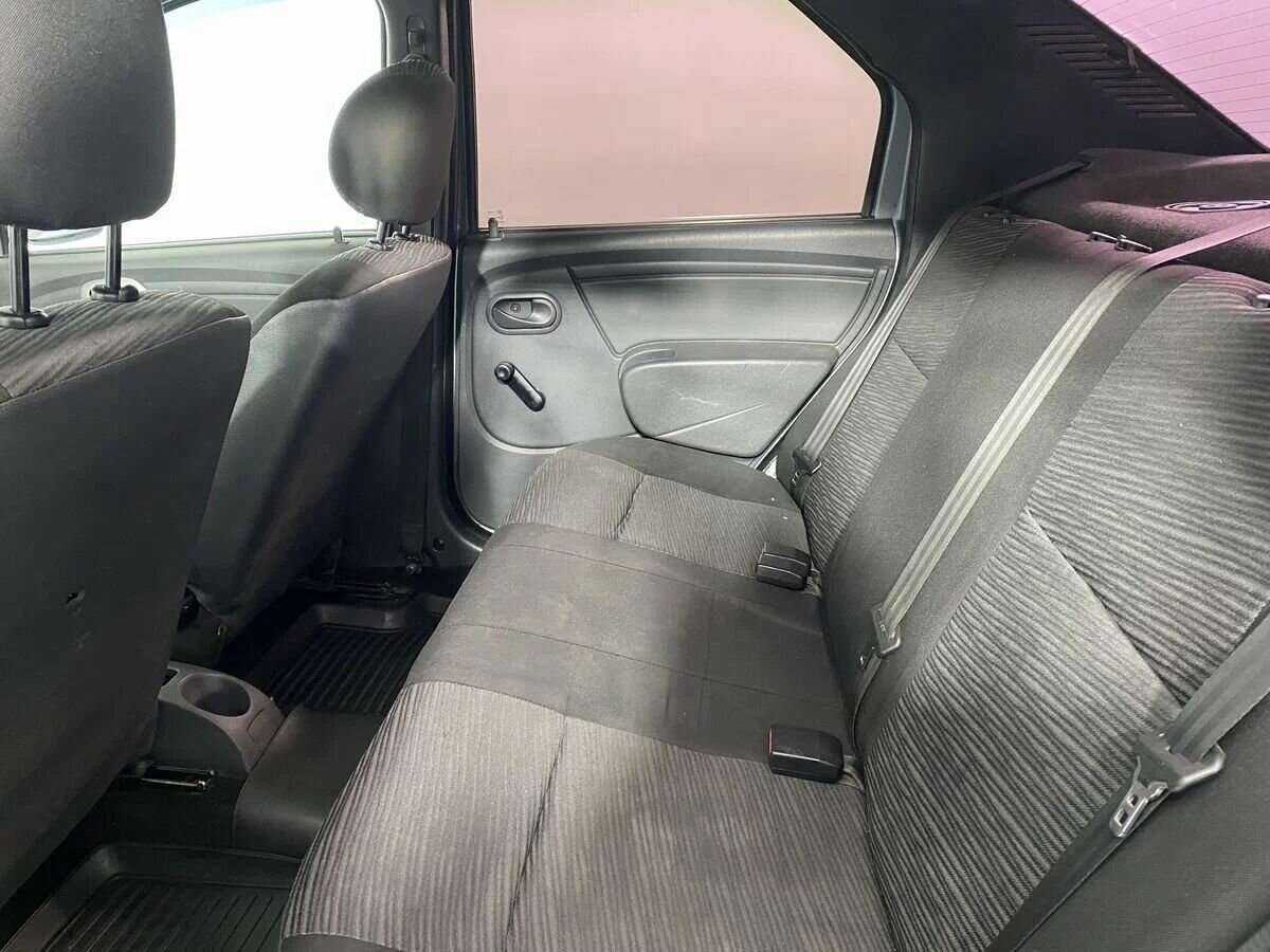 Б/У Рено Логан 2012 года. Фото: #5