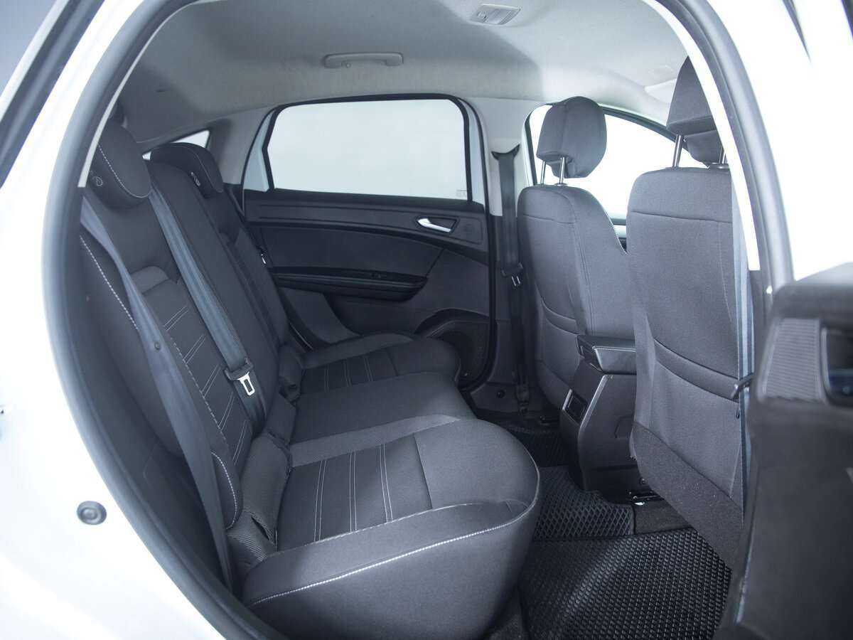 Б/У Рено Аркана 2019 года. Фото: #8