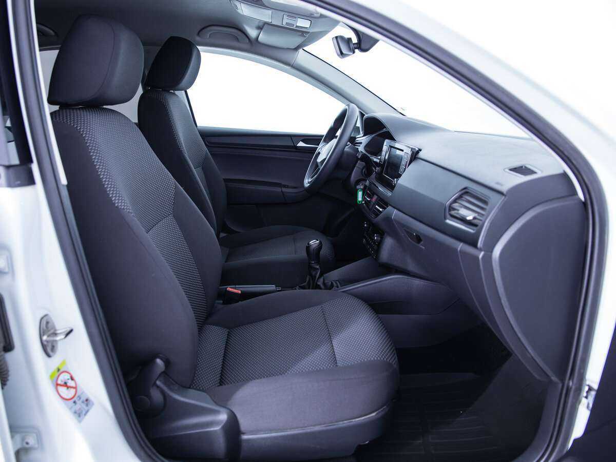 Б/У Фольксваген Поло 2020 года. Фото: #15