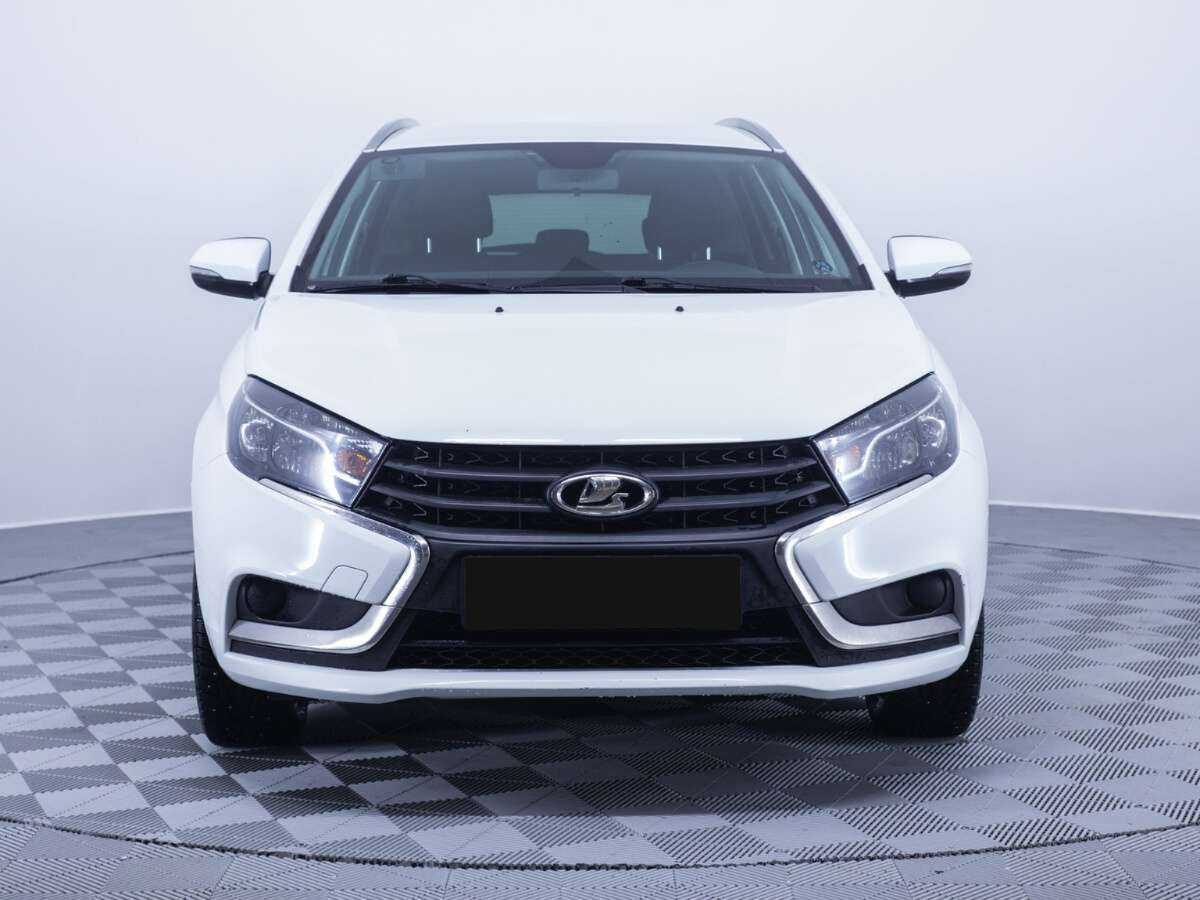 Б/У Лада (ВАЗ) Веста 2018 года. Фото: #1