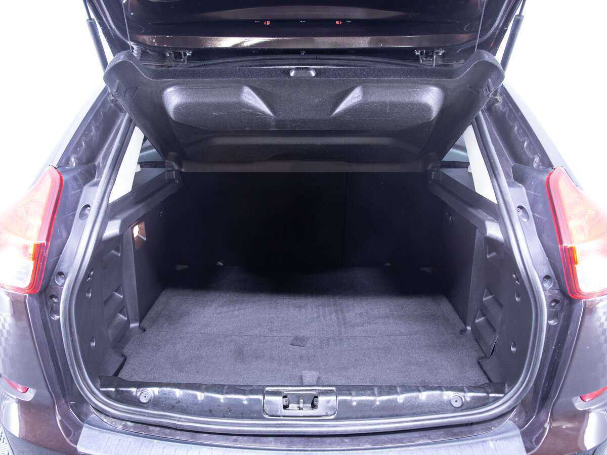 Б/У Лада (ВАЗ) ИКСРЭЙ 2017 года. Фото: #8