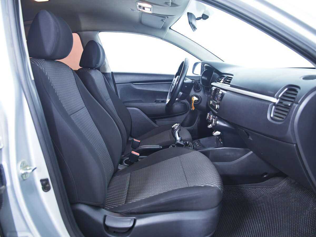 Б/У Киа Рио 2017 года. Фото: #16