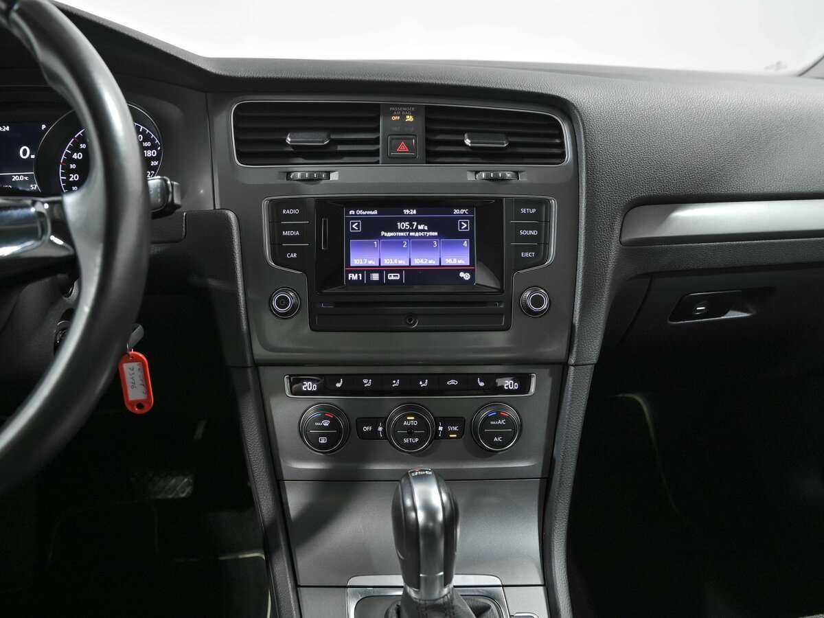 Б/У Фольксваген Гольф 2013 года. Фото: #9