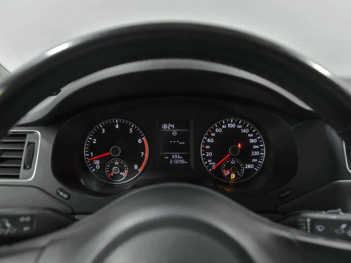 Б/У Фольксваген Джетта 2012 года. Фото: #6