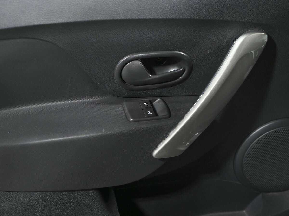 Б/У Рено Сандеро 2020 года. Фото: #10