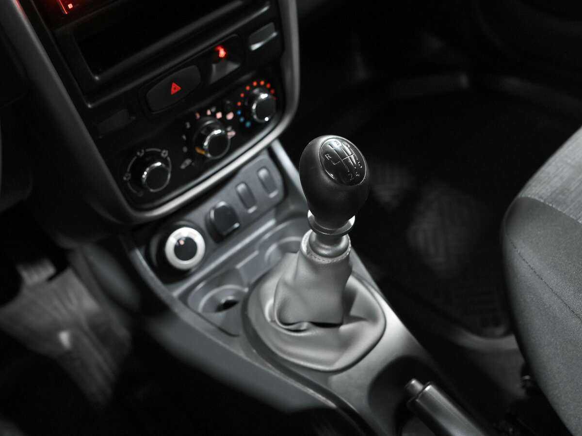 Б/У Рено Дастер 2014 года. Фото: #11