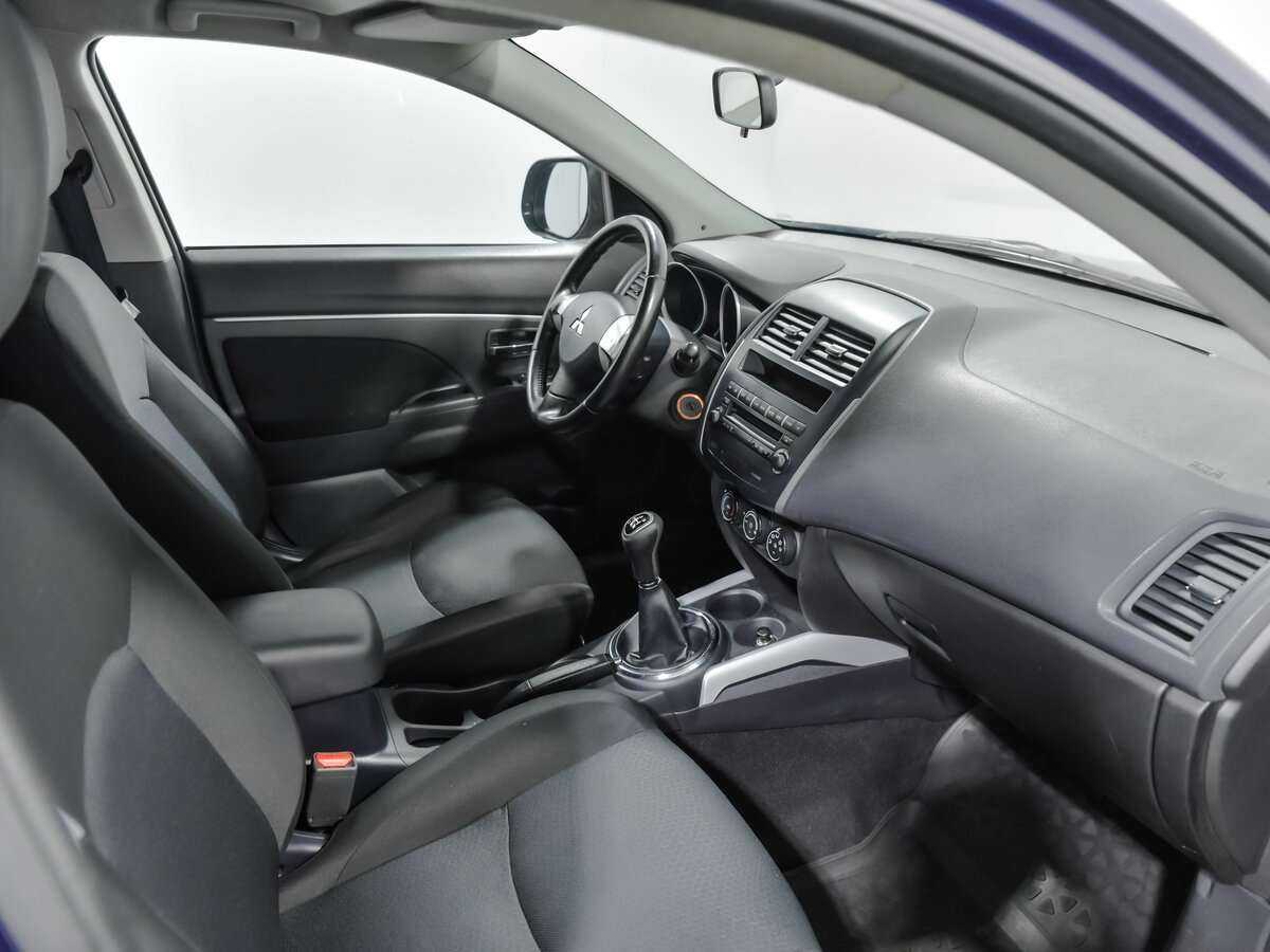 Б/У Митсубиши АС-Икс 2012 года. Фото: #12