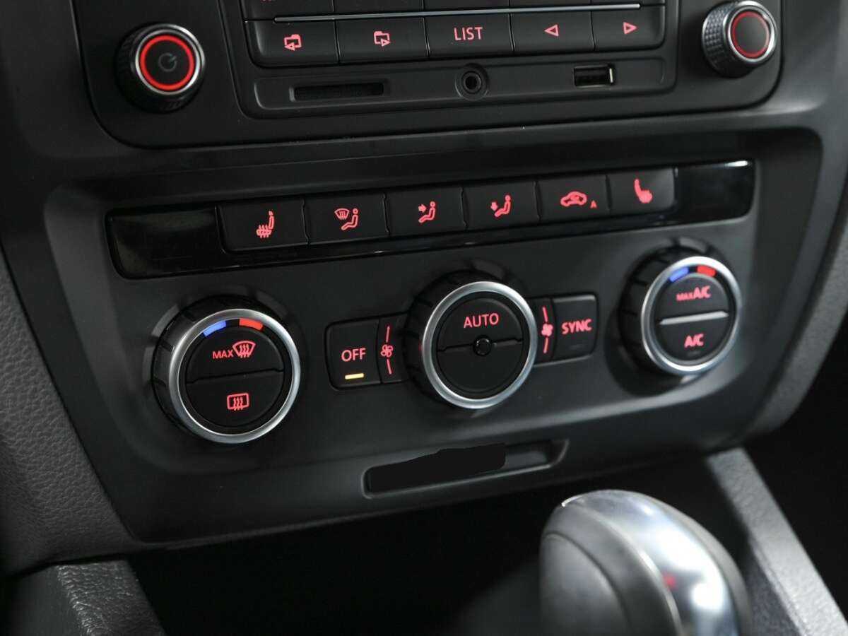 Б/У Фольксваген Джетта 2013 года. Фото: #10