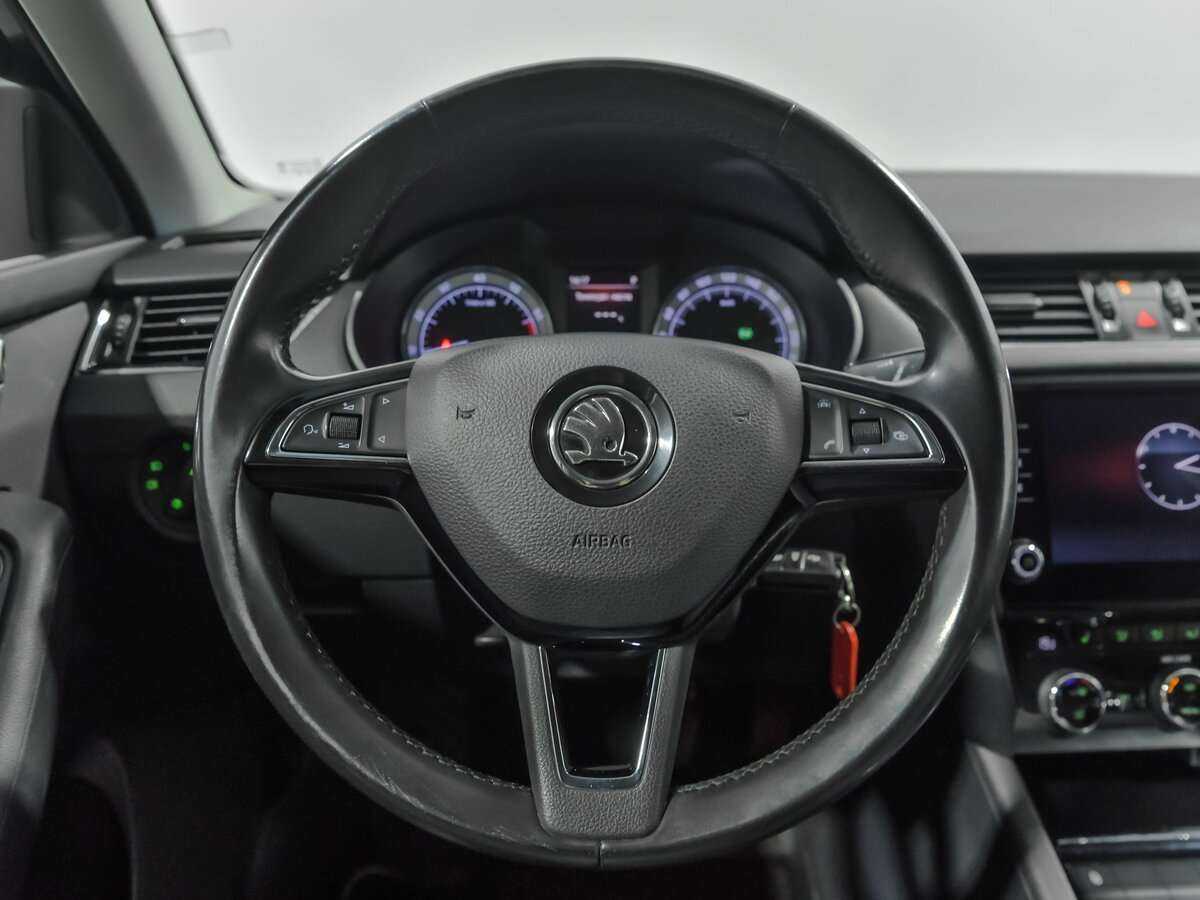 Б/У Шкода Октавия 2017 года. Фото: #7