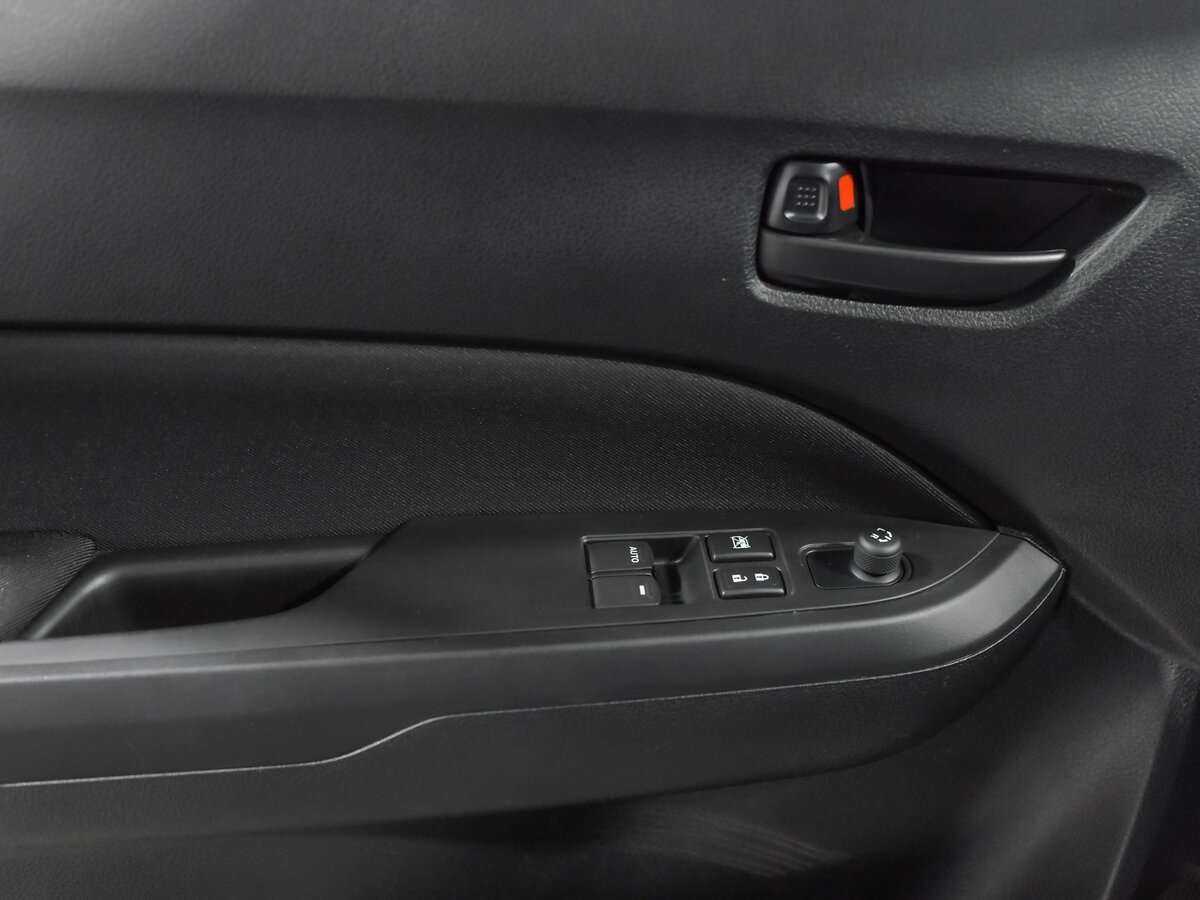 Б/У Сузуки Витара 2018 года. Фото: #10