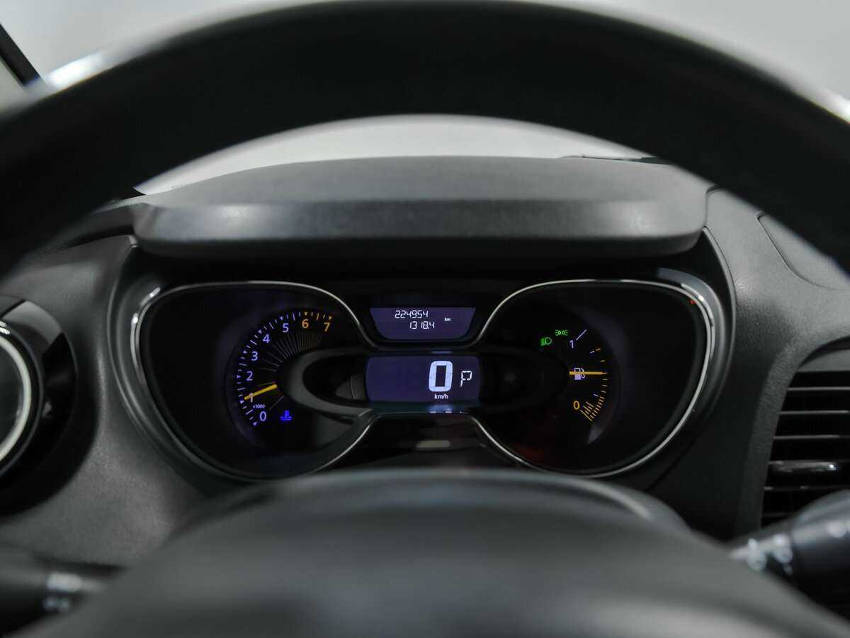 Б/У Рено Каптюр 2016 года. Фото: #6