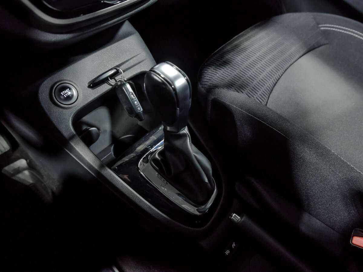 Б/У Рено Каптюр 2016 года. Фото: #9