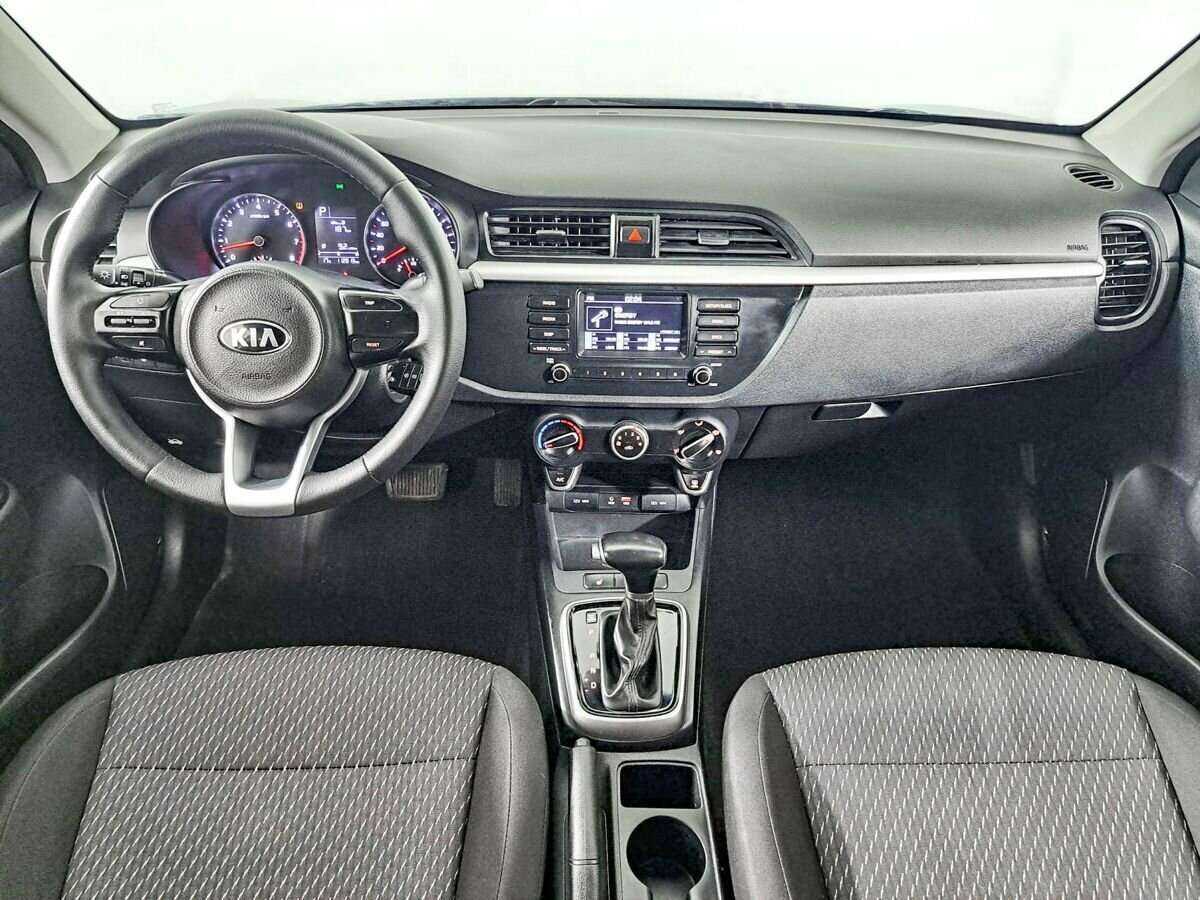 Б/У Киа Рио 2017 года. Фото: #11