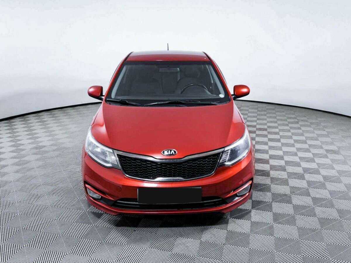 Б/У Киа Рио 2015 года. Фото: #1