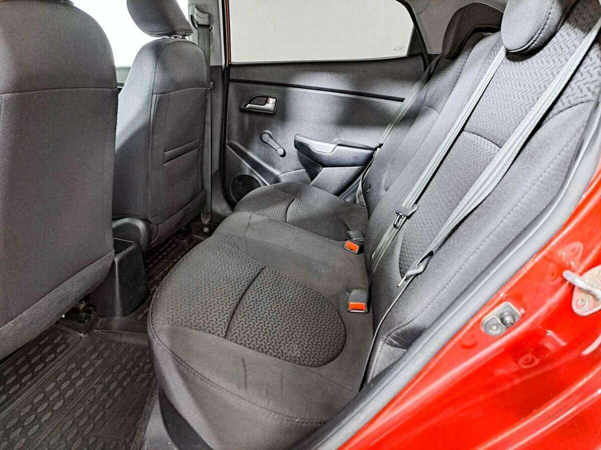 Б/У Киа Рио 2016 года. Фото: #9