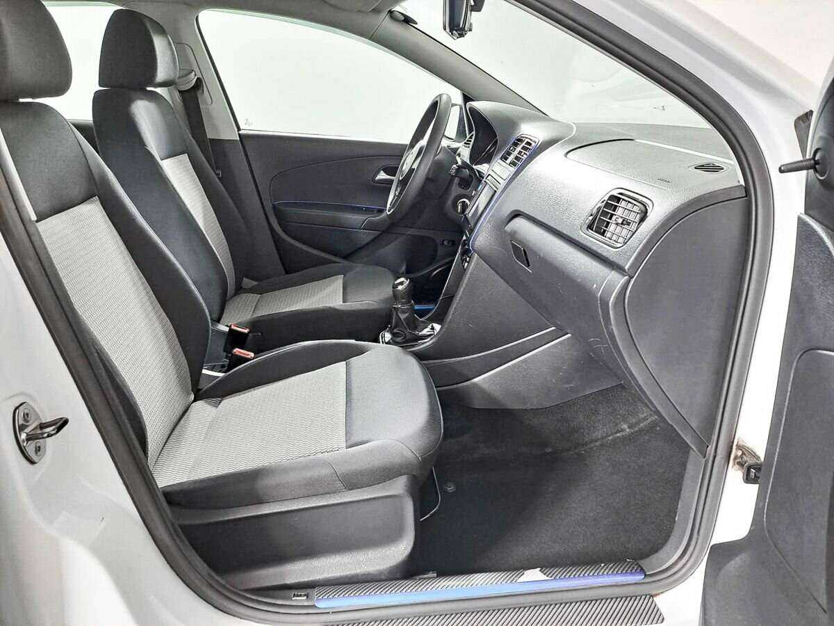 Б/У Фольксваген Поло 2014 года. Фото: #6