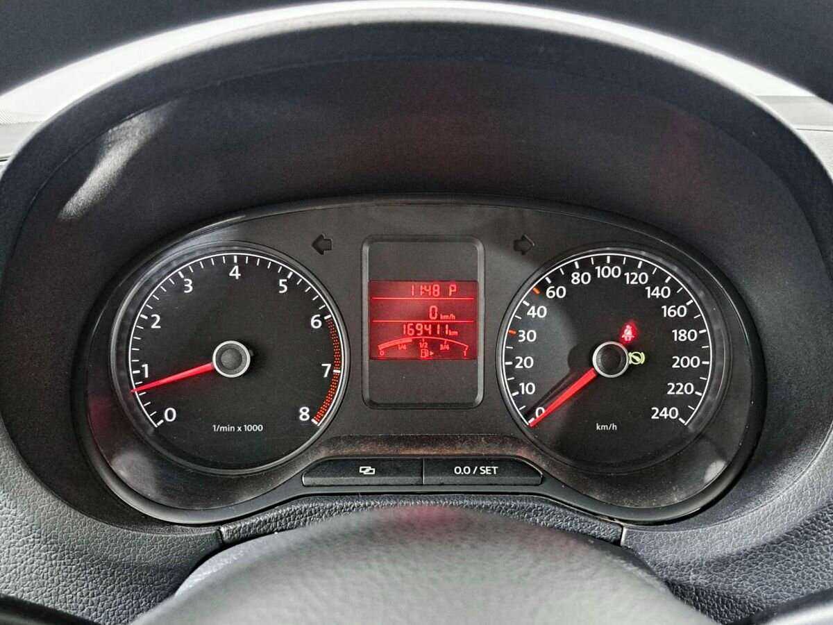 Б/У Фольксваген Поло 2012 года. Фото: #10