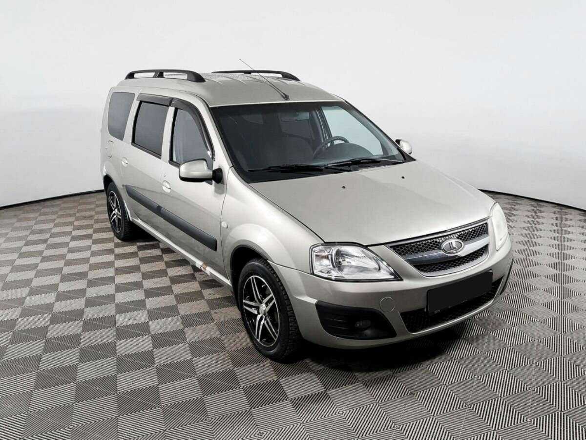 Б/У Лада (ВАЗ) Ларгус 2013 года. Фото: #2