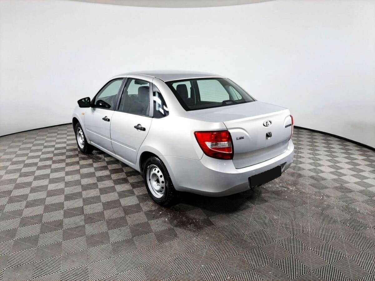 Б/У Лада (ВАЗ) Гранта 2016 года. Фото: #6