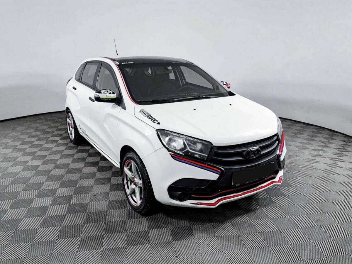 Б/У Лада (ВАЗ) ИКСРЭЙ 2017 года. Фото: #2