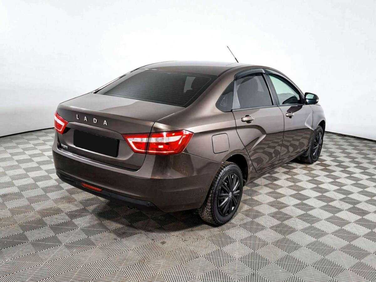 Б/У Лада (ВАЗ) Веста 2018 года. Фото: #3