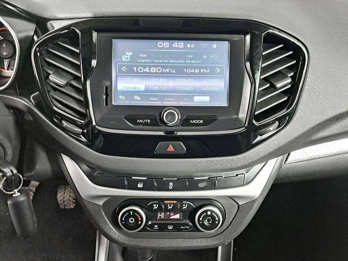 Б/У Лада (ВАЗ) Веста 2017 года. Фото: #12