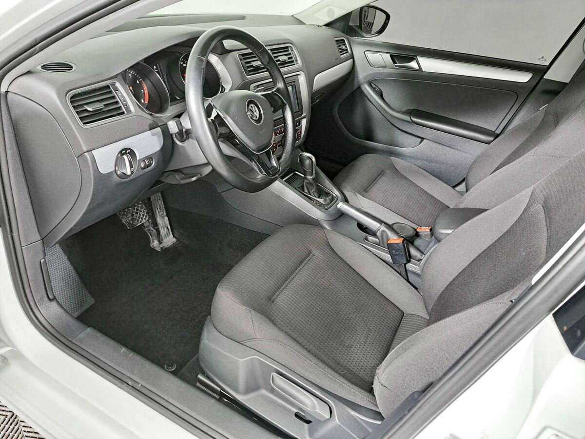 Б/У Фольксваген Джетта 2016 года. Фото: #15