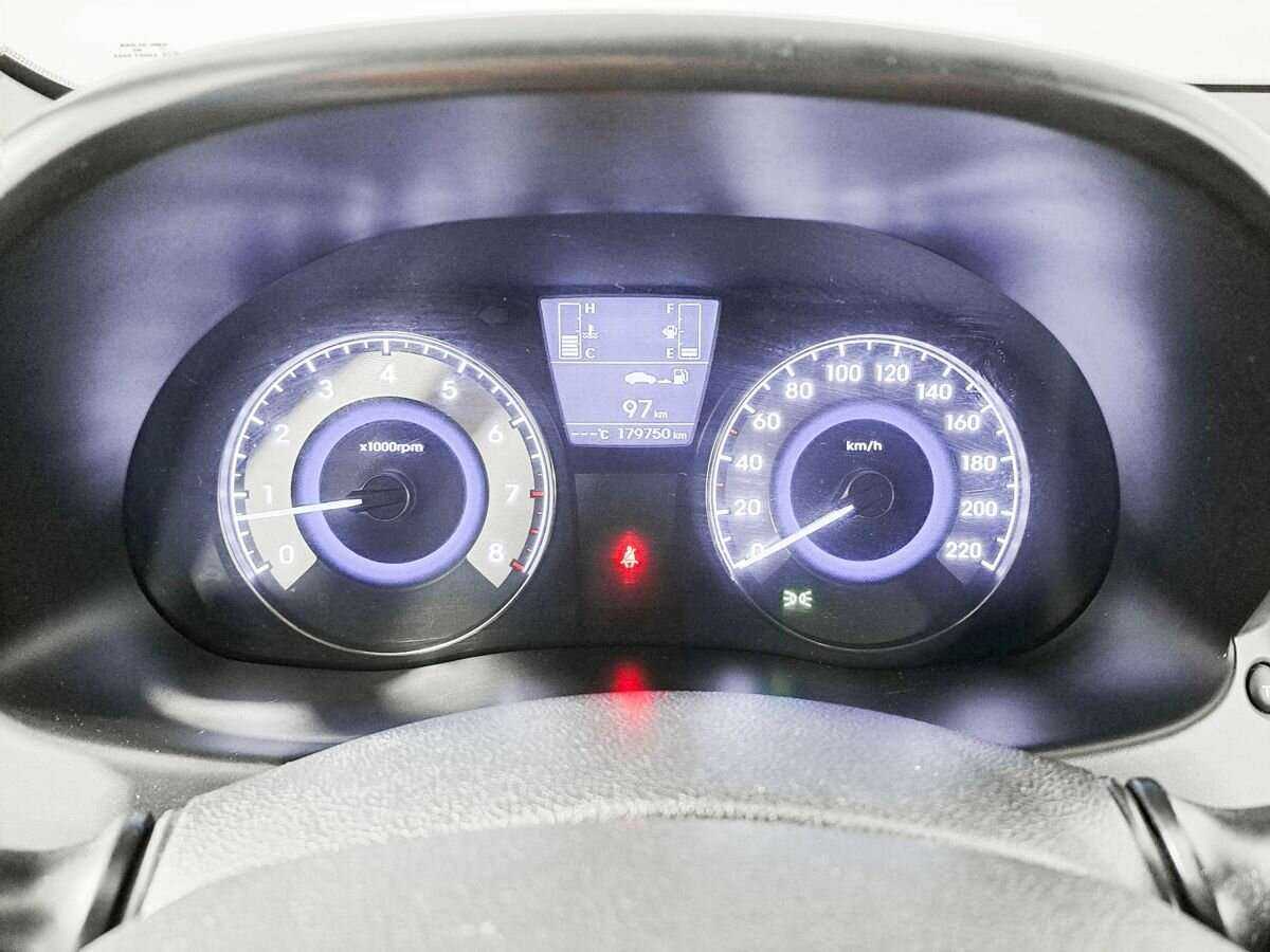 Б/У Хендай Солярис 2015 года. Фото: #10