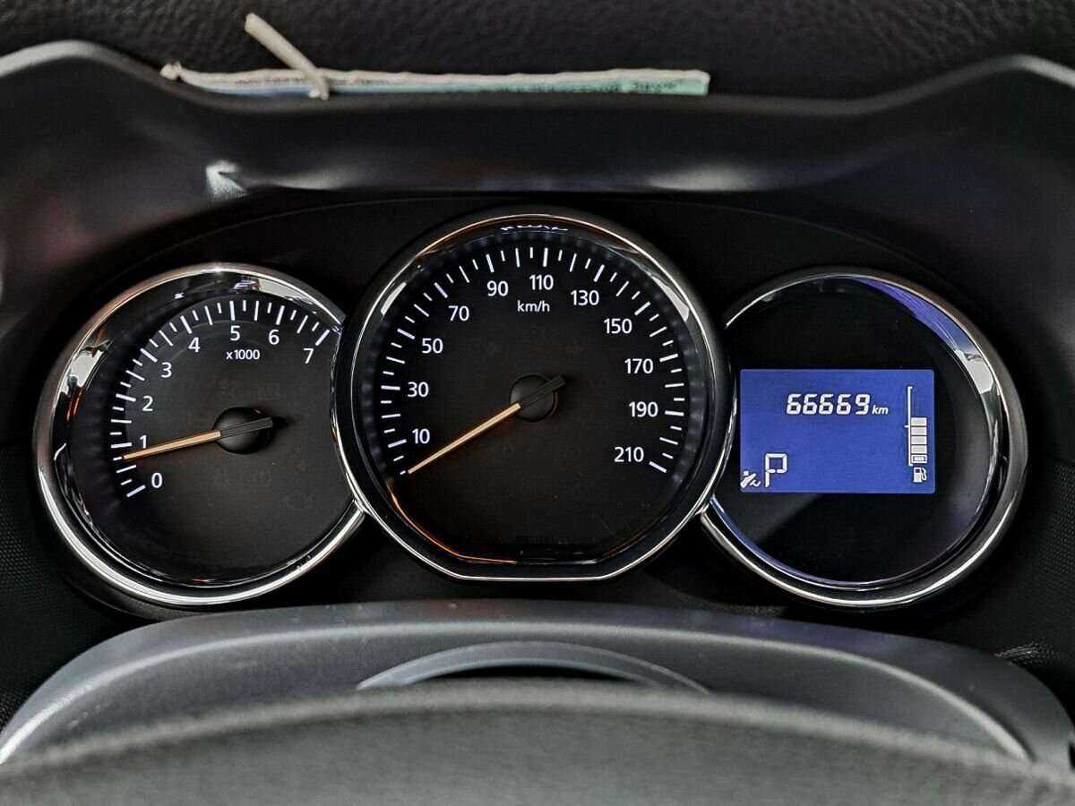 Б/У Рено Дастер 2016 года. Фото: #10