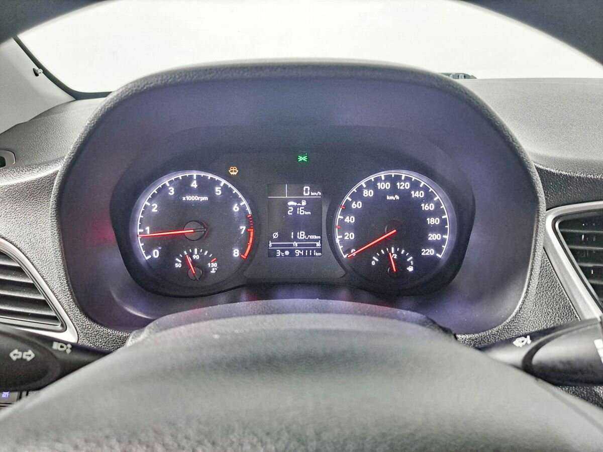 Б/У Хендай Солярис 2018 года. Фото: #12