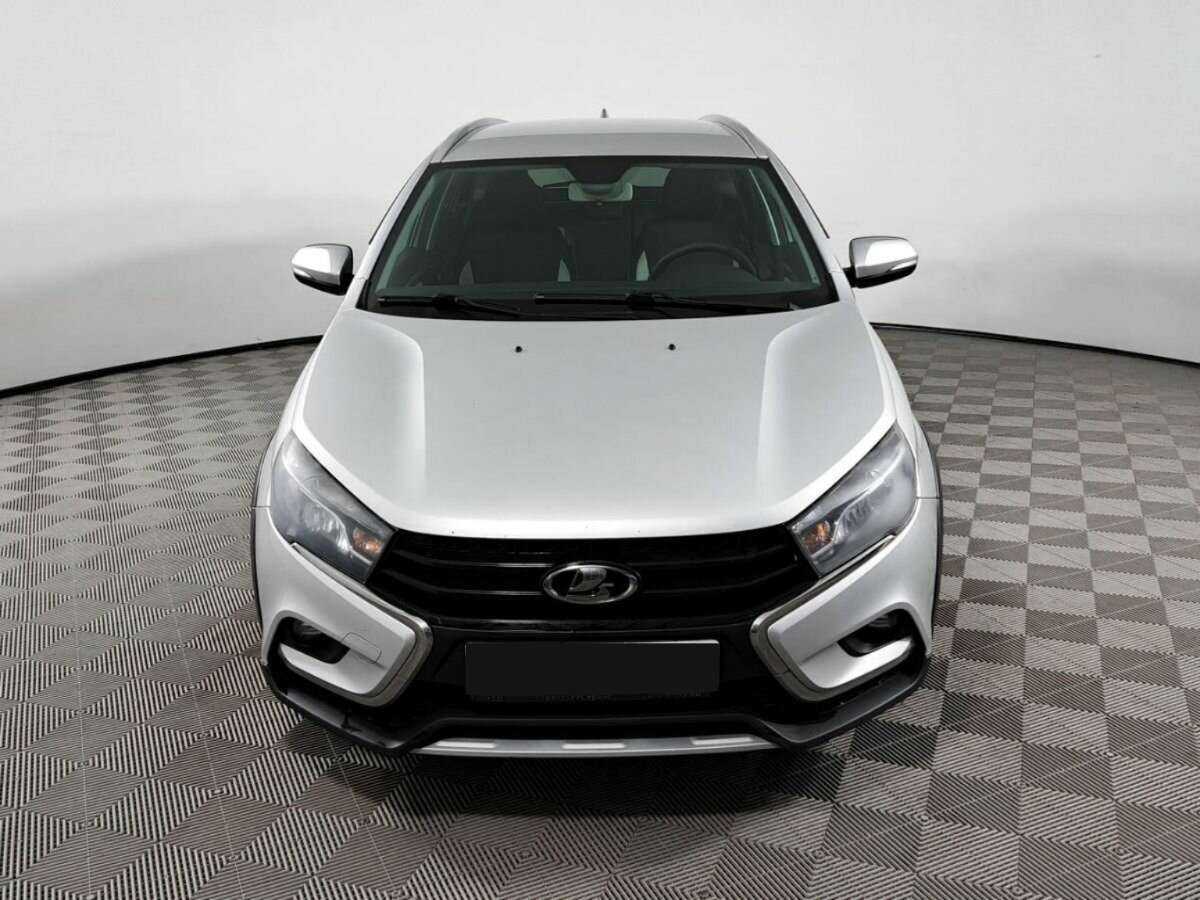 Б/У Лада (ВАЗ) Веста 2018 года. Фото: #1