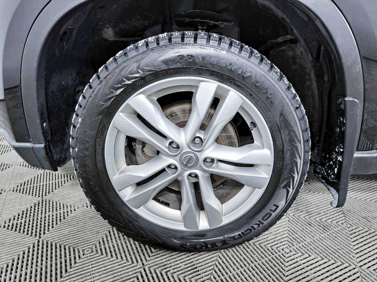 Б/У Ниссан Икс-Трейл 2014 года. Фото: #17