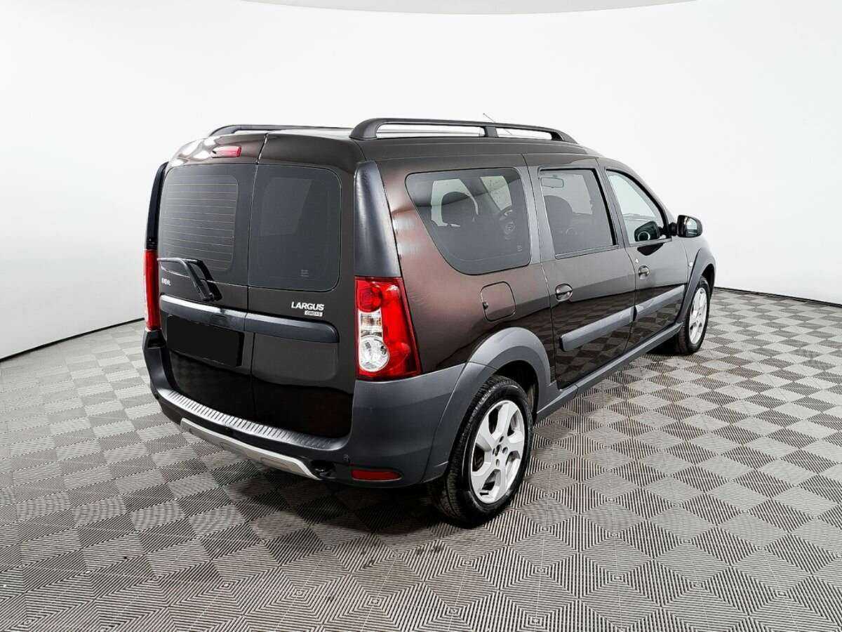 Б/У Лада (ВАЗ) Ларгус 2019 года. Фото: #4