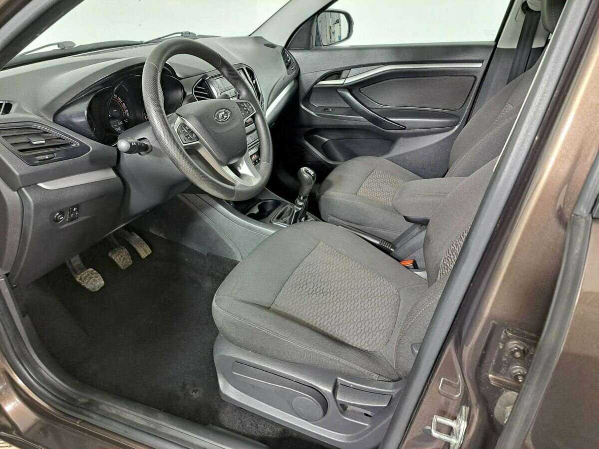 Б/У Лада (ВАЗ) Веста 2018 года. Фото: #15