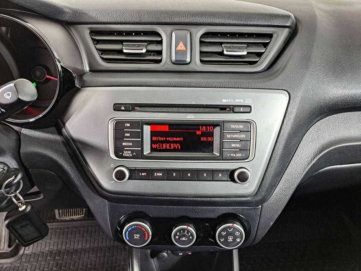 Б/У Киа Рио 2017 года. Фото: #10